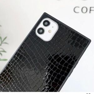 Crocodile 🐊 Pattern Phone Case